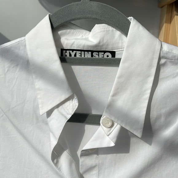 HYEIN SEO WHITE EMBROIDERED SHIRT - Picture 6 of 9